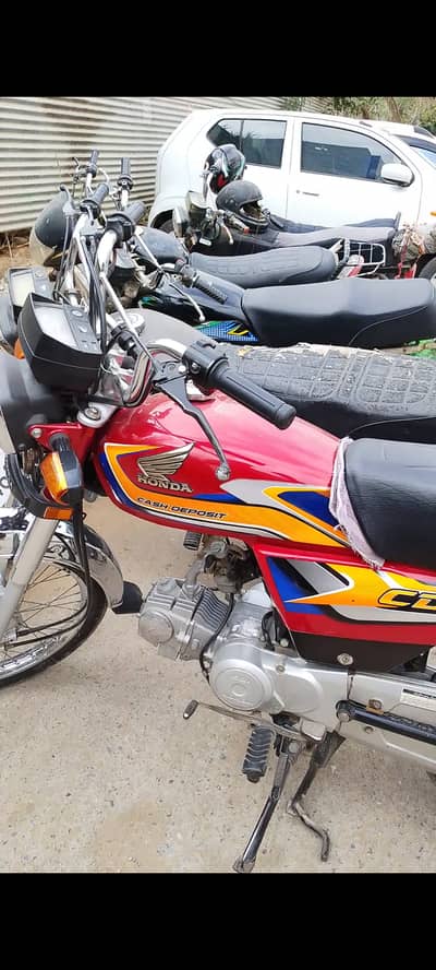 Honda CD 70 2025