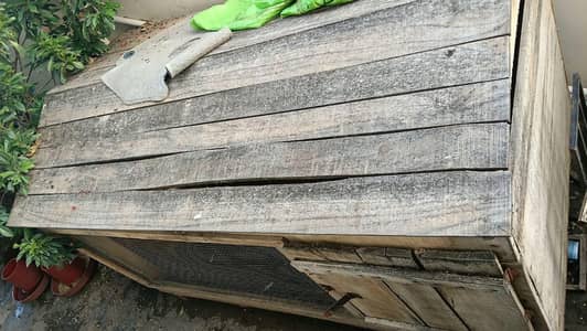 wooden hen Cage