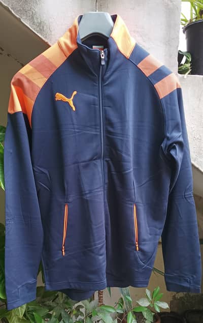 Puma Zipper Trac Jacket.   Medium Size