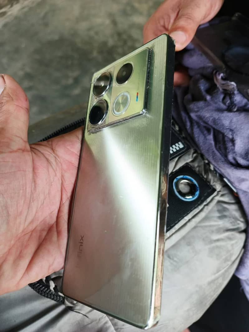Infinix Note 40 2