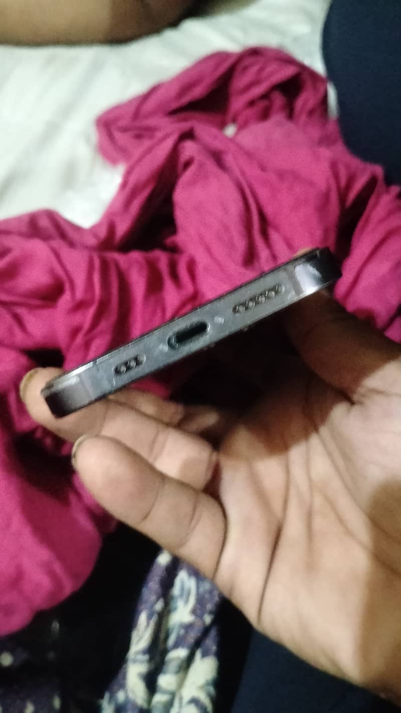 Apple iPhone 14 Pro 1