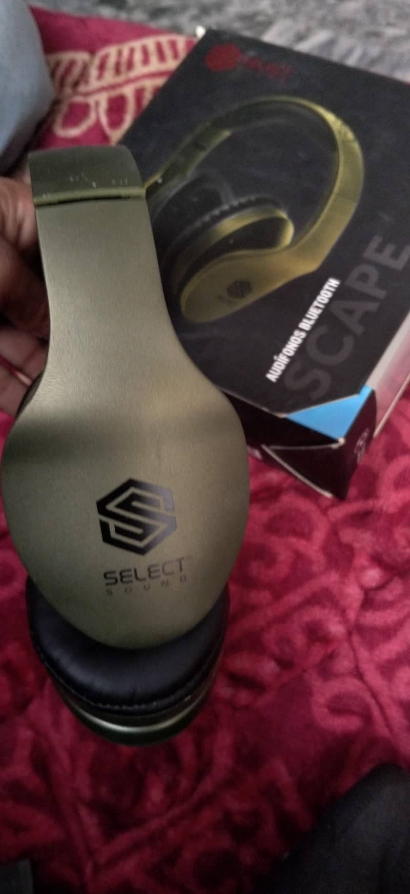 (select made ) (scape model headphone + mp3) 8