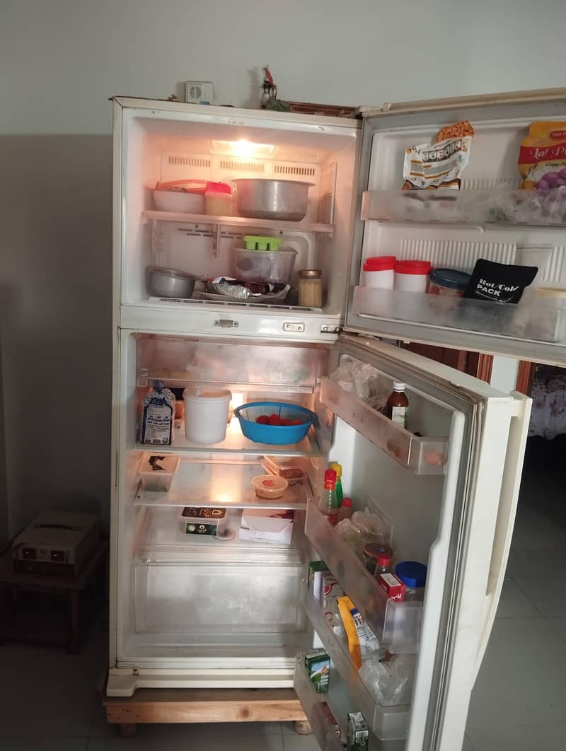 Fridge with stablizer 2