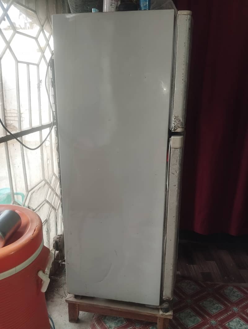 Dawlance Refrigerator 0