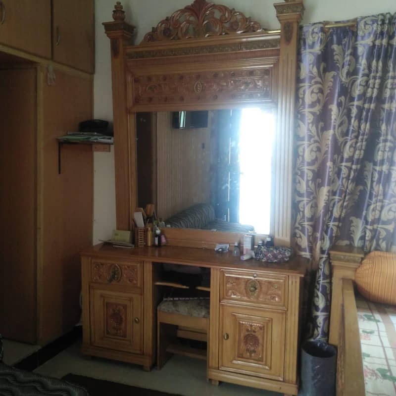 King size bed with side table and dressing Table 1