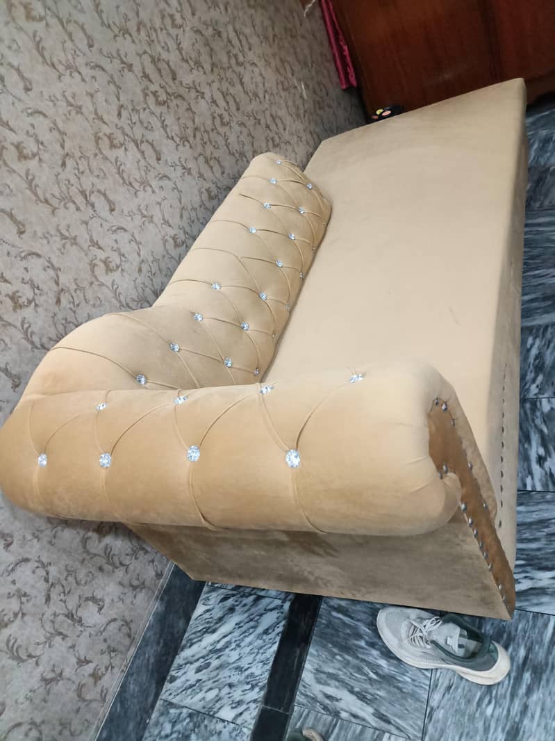 couch sofa 0