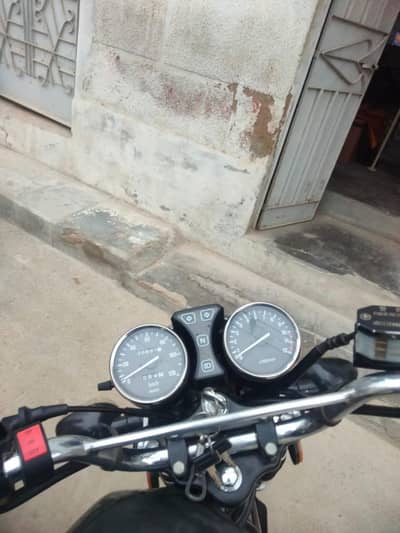 Suzuki GS 150