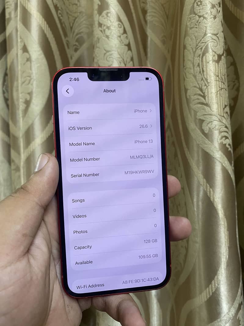 Apple iPhone 13 7