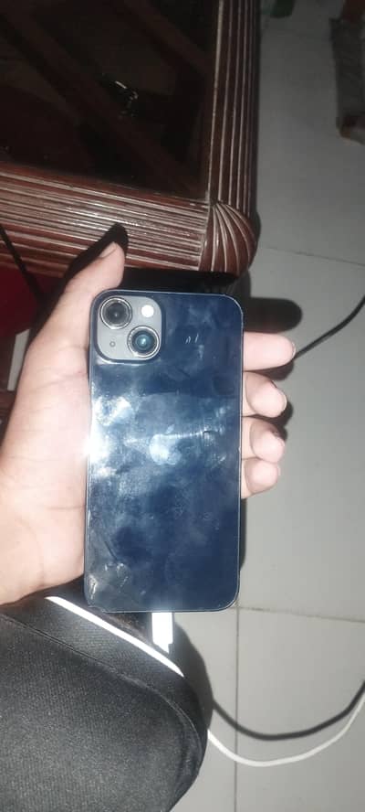 Apple iPhone 13