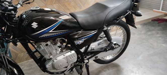 suzuki gs150 brand new condition 10/10
