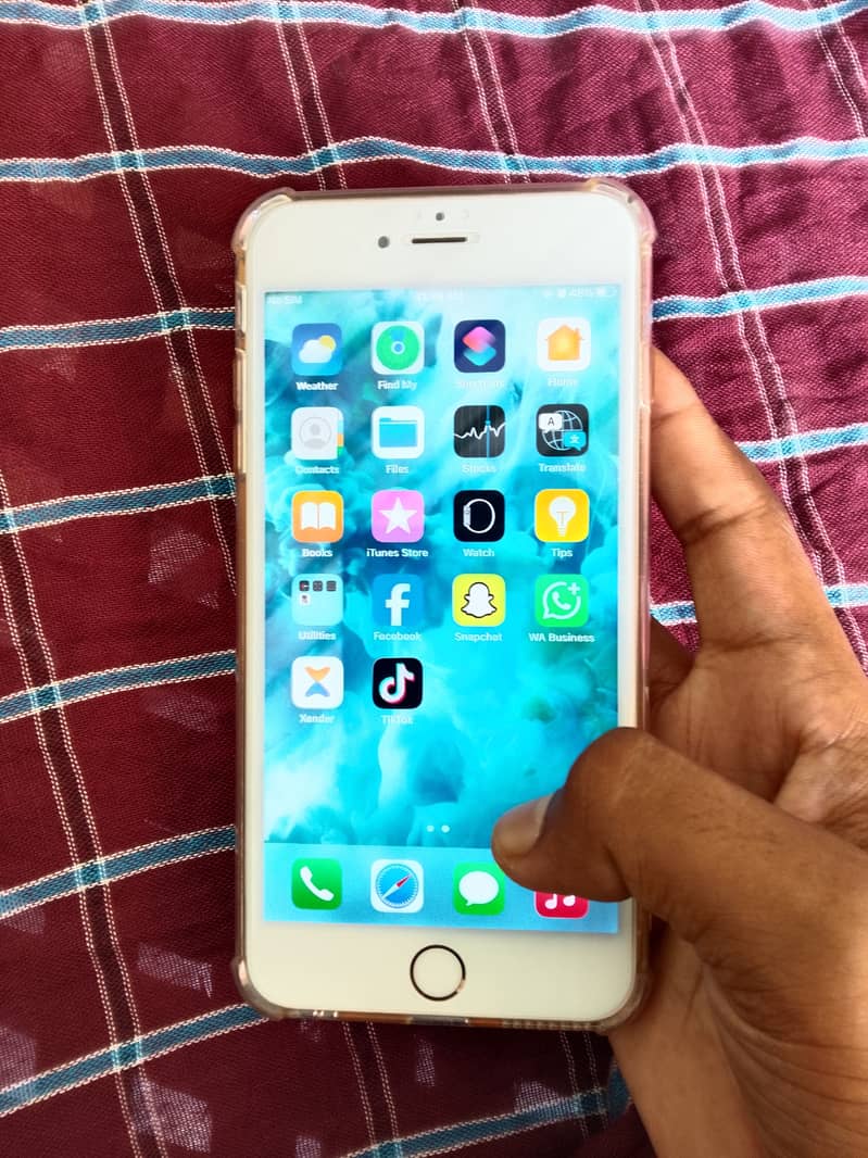 Apple iPhone 6S Plus 3