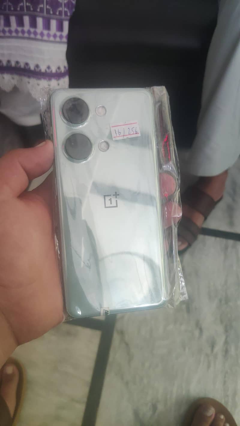 One Plus Ace 2V 0