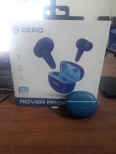 Zero branded ear buds almost new. with box and warranty card