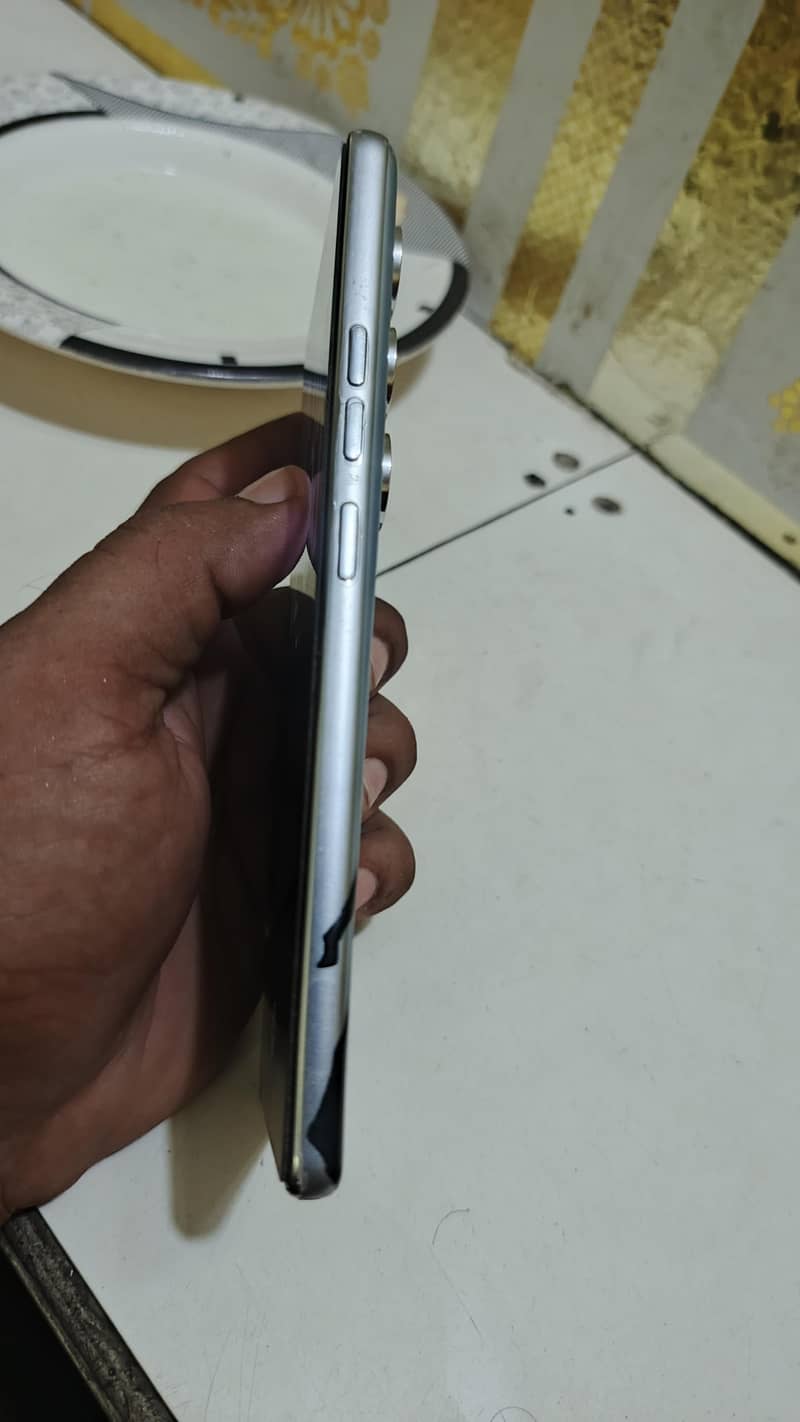 Tecno CAMON 40 1