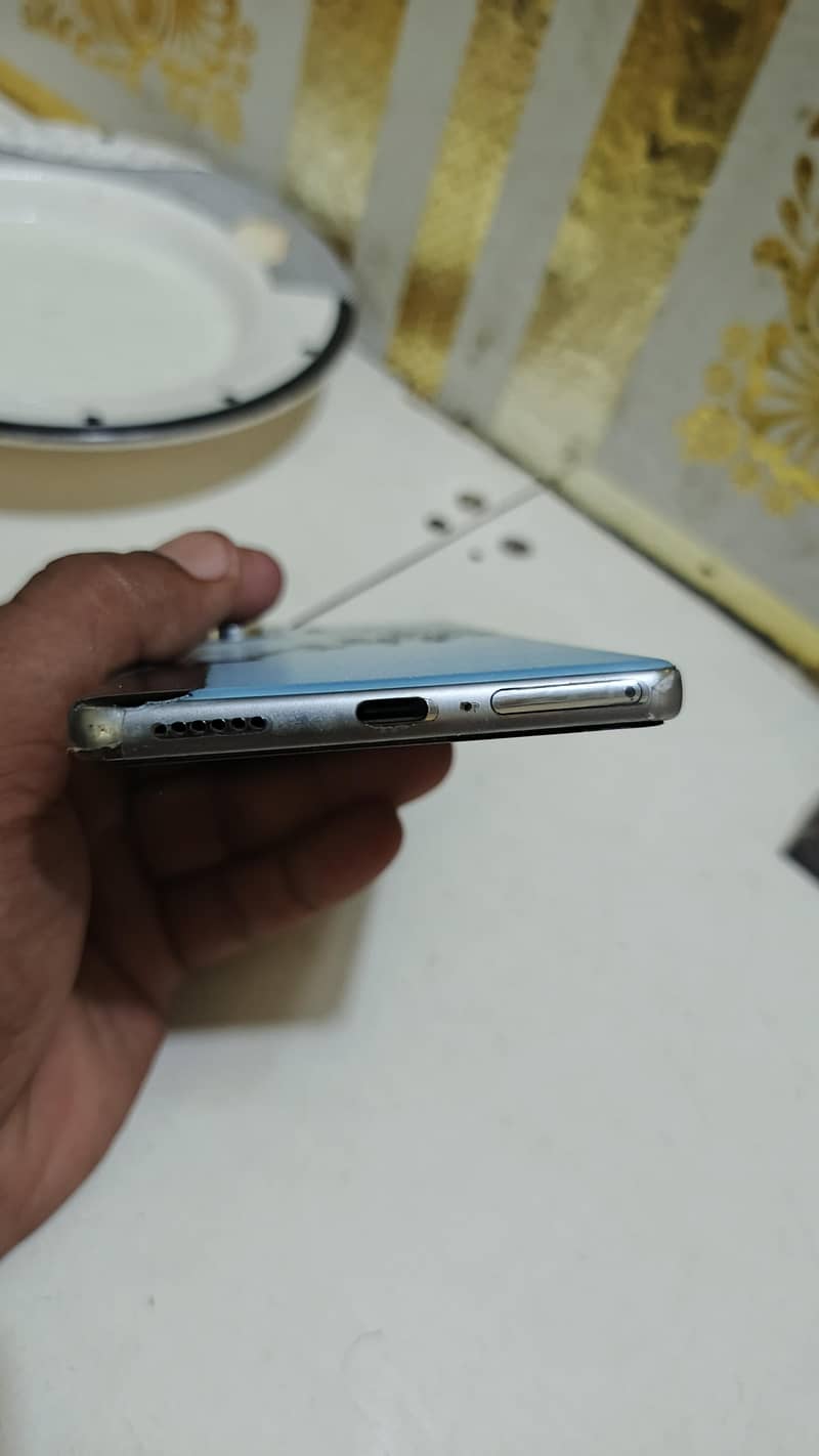 Tecno CAMON 40 2