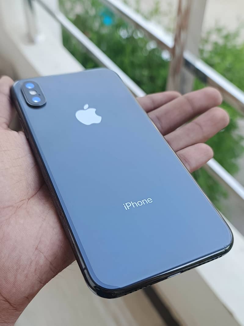 Apple iPhone X 0