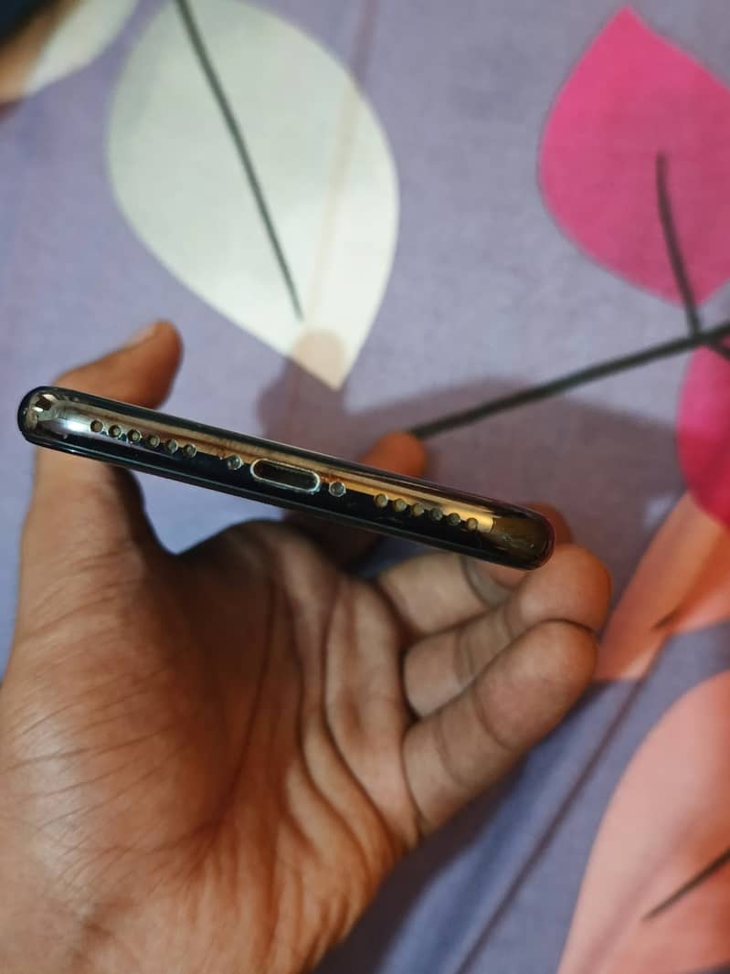 Apple iPhone X 1