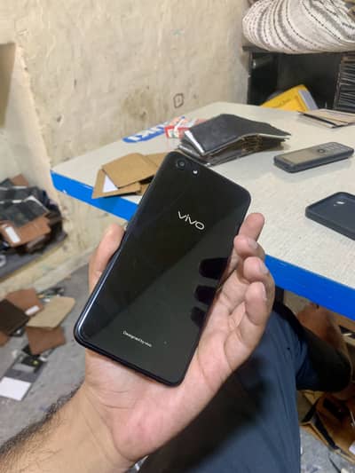 Vivo Y83 condition 10by 10