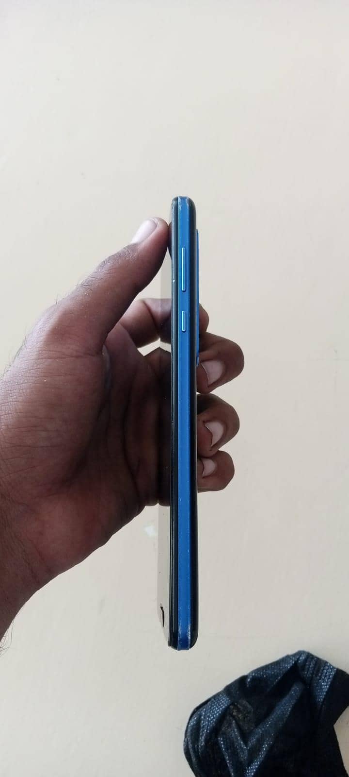 Sharp Aquos R5G 2