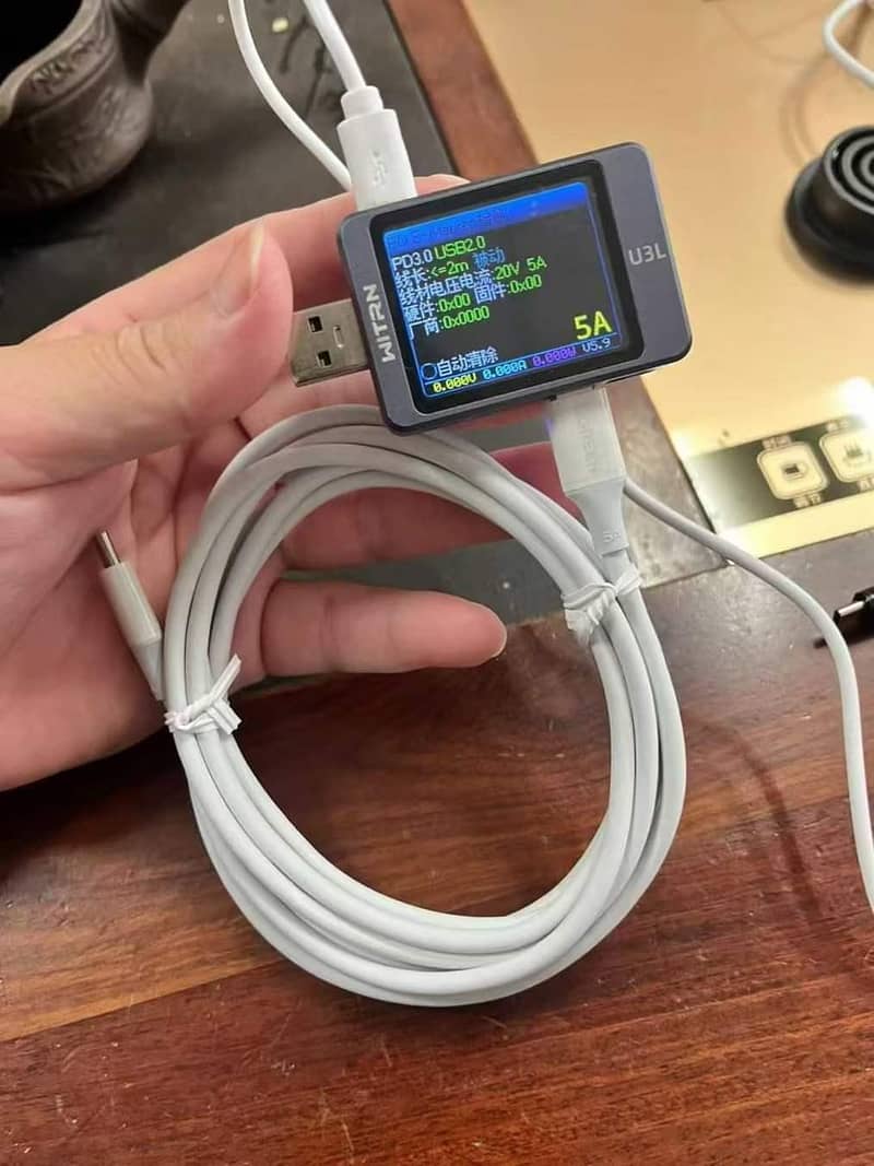 Apple 4