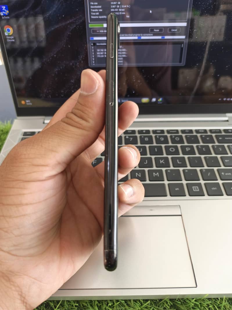 Apple iPhone 7 Plus 2