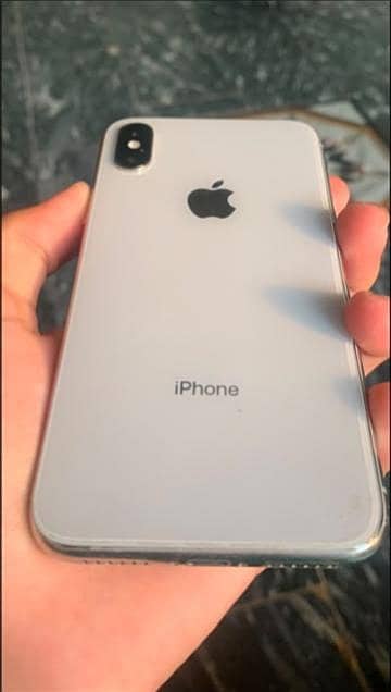 Apple iPhone X 4