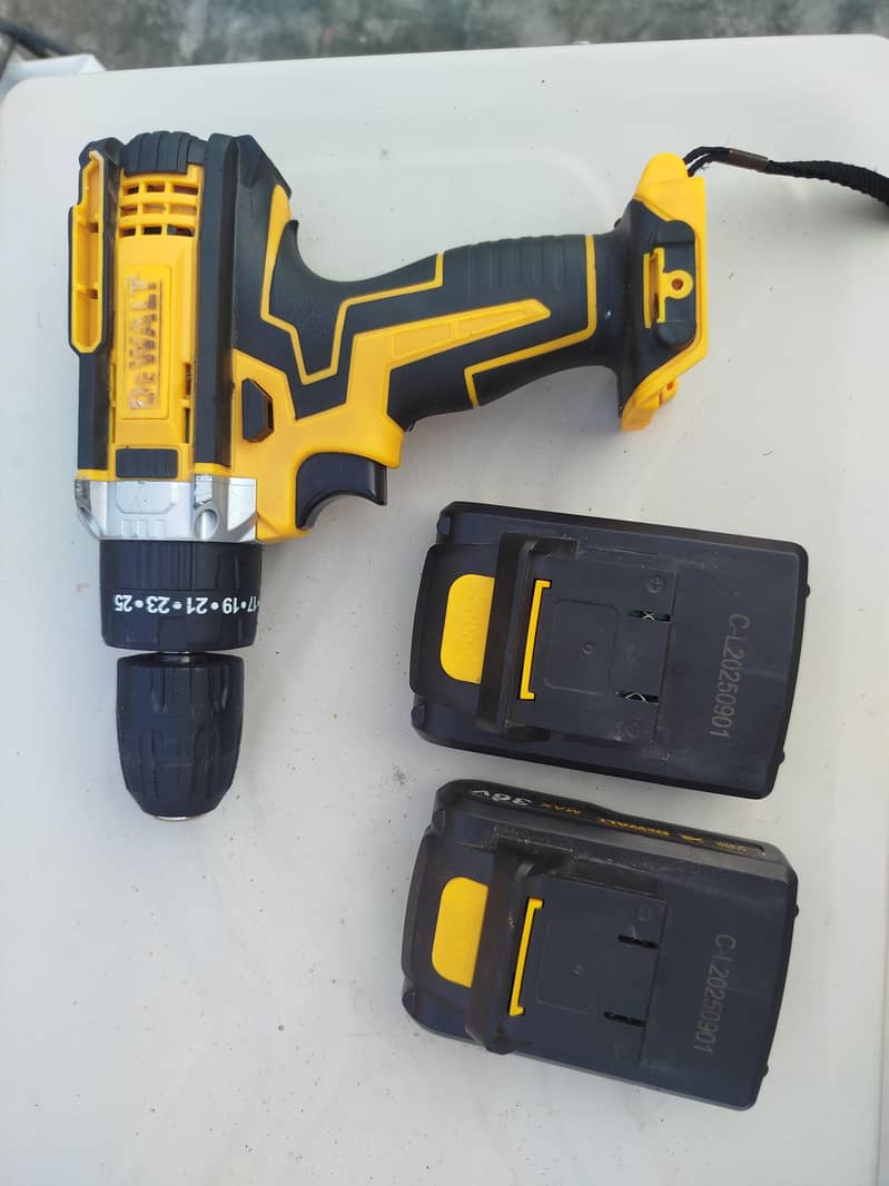 Cordless Drill Machine 4