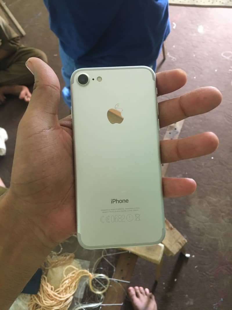 Apple iPhone 7 6