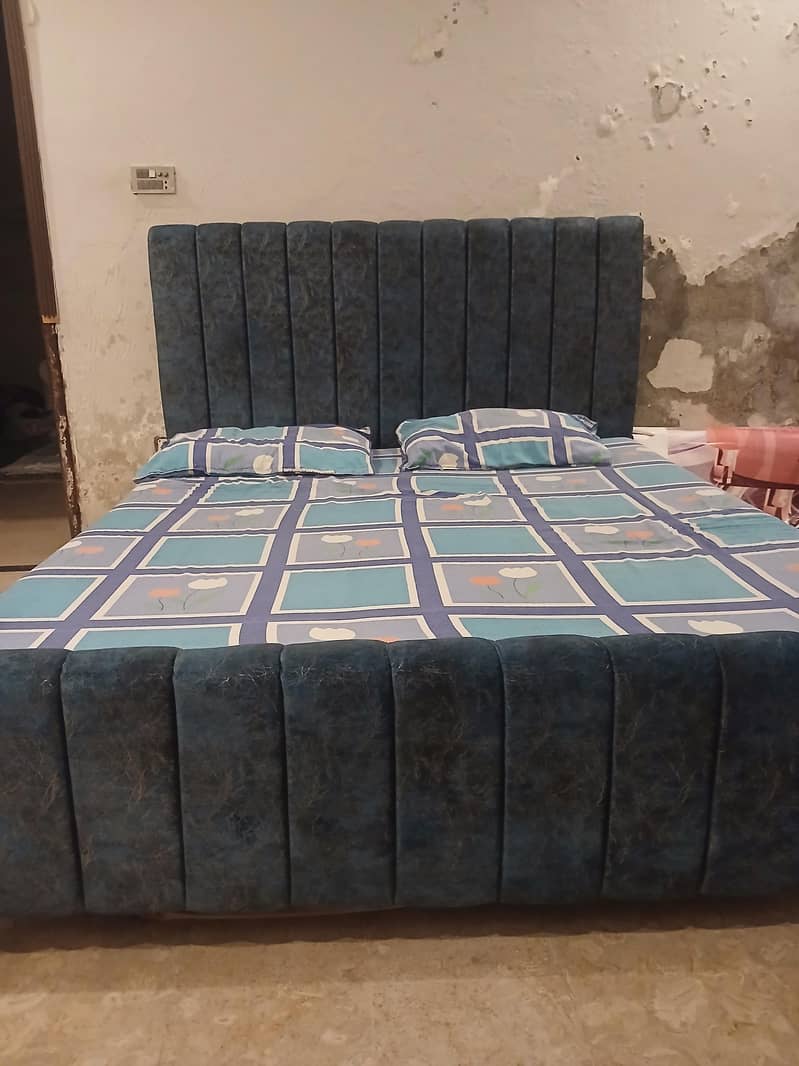 Bed set queen size 2