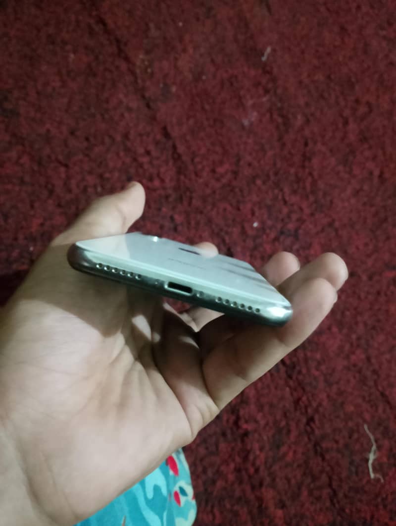 Apple iPhone X 2