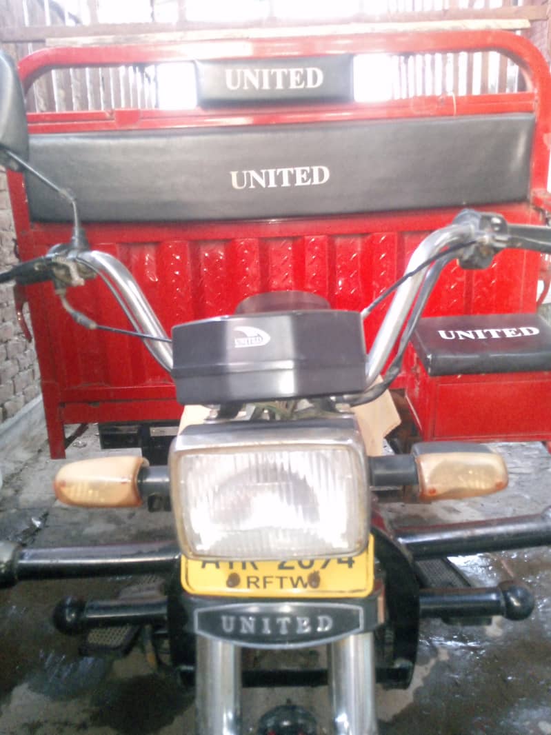 loader rickshaw 8