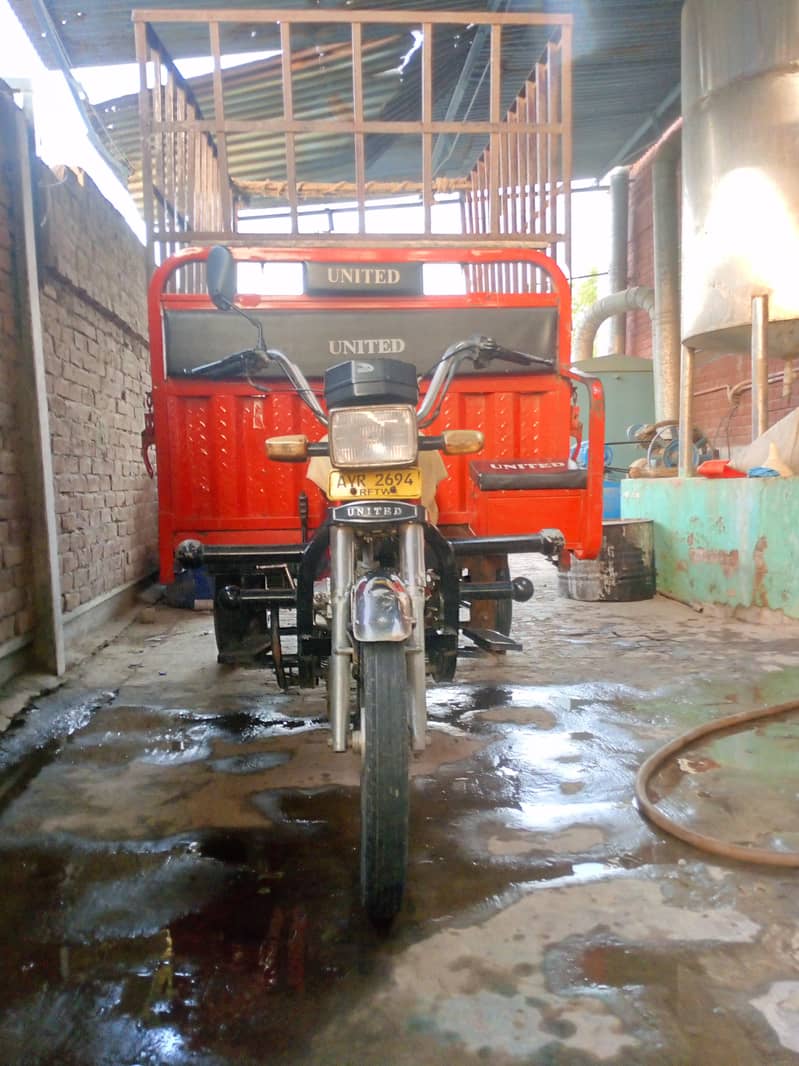 loader rickshaw 14