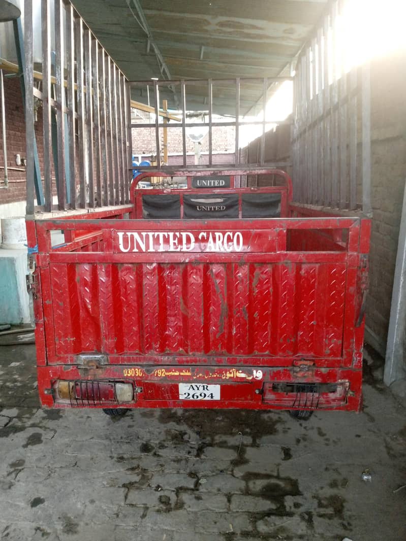 loader rickshaw 17