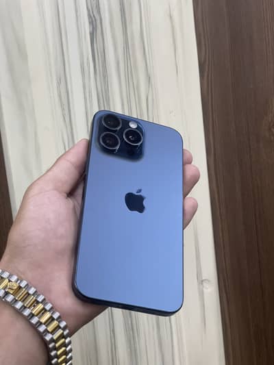 Apple iPhone 15 Pro Max jv mem 256gb battery helth 85 condition 10/10