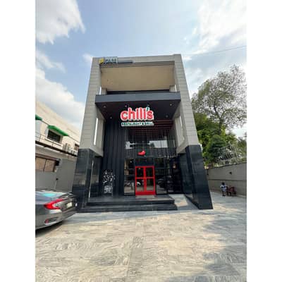 Independent Shop Available For Rent MM Alam Road Gulberg