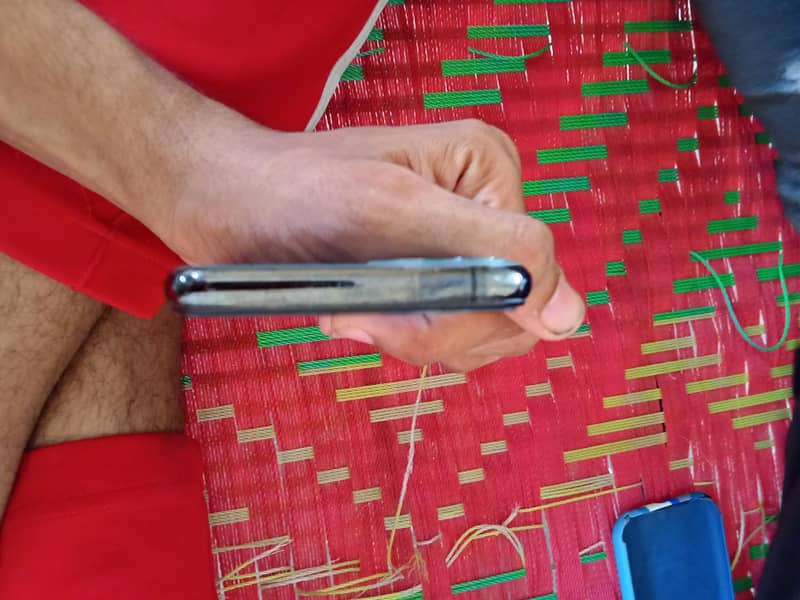 Apple iPhone 11 Pro 2