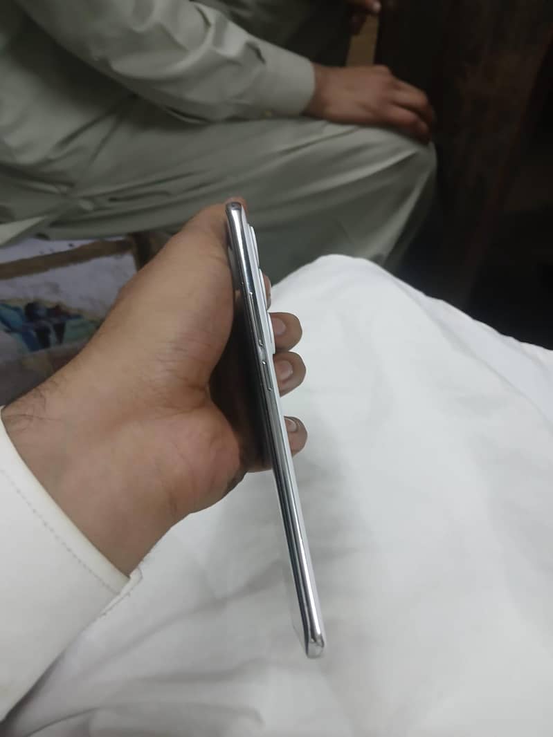 tecno spark 40 pro plus 4