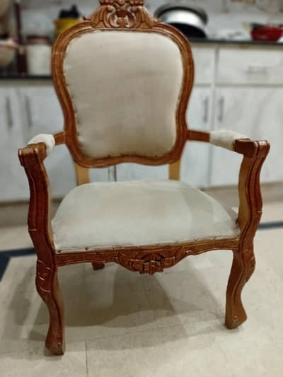 bed room chair  chanioti