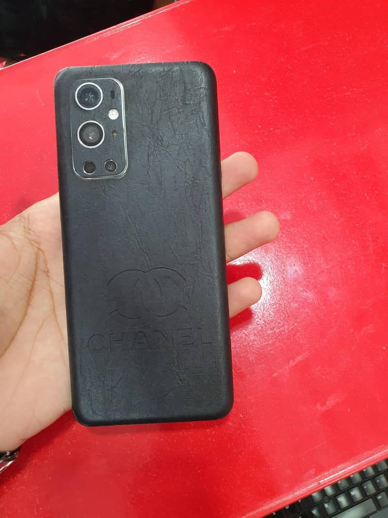 One Plus 9 Pro 4