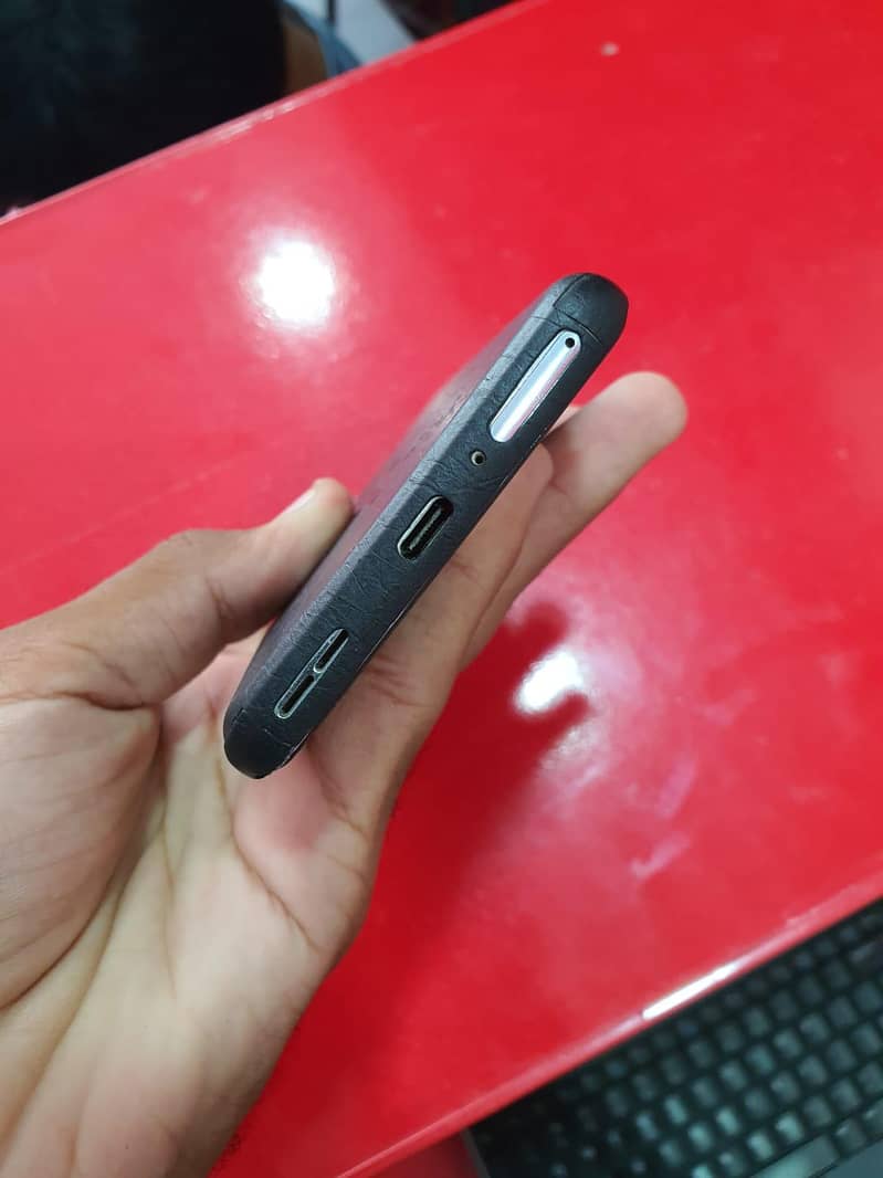 One Plus 9 Pro 5