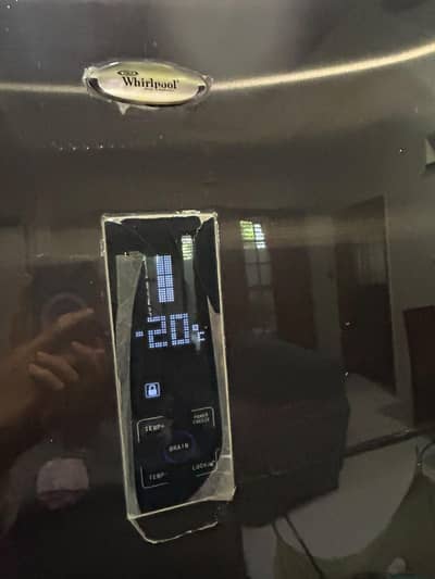 Whirlpool Full Size Double Door Refrigerator – Excellent Condition