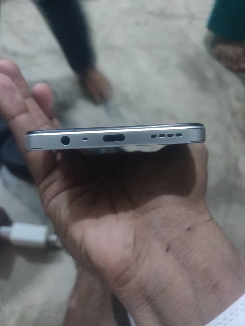 Realme C71 0