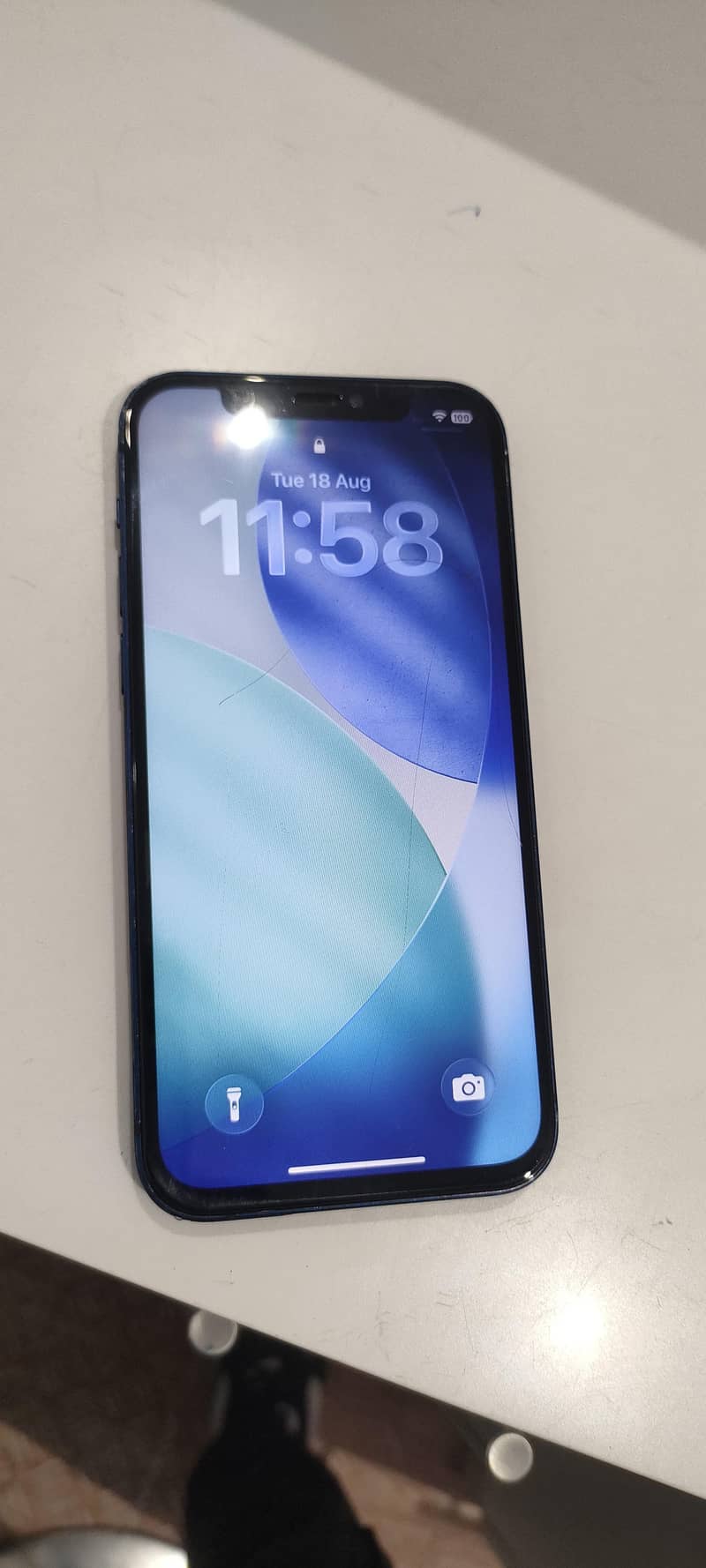 Apple iPhone 12 3