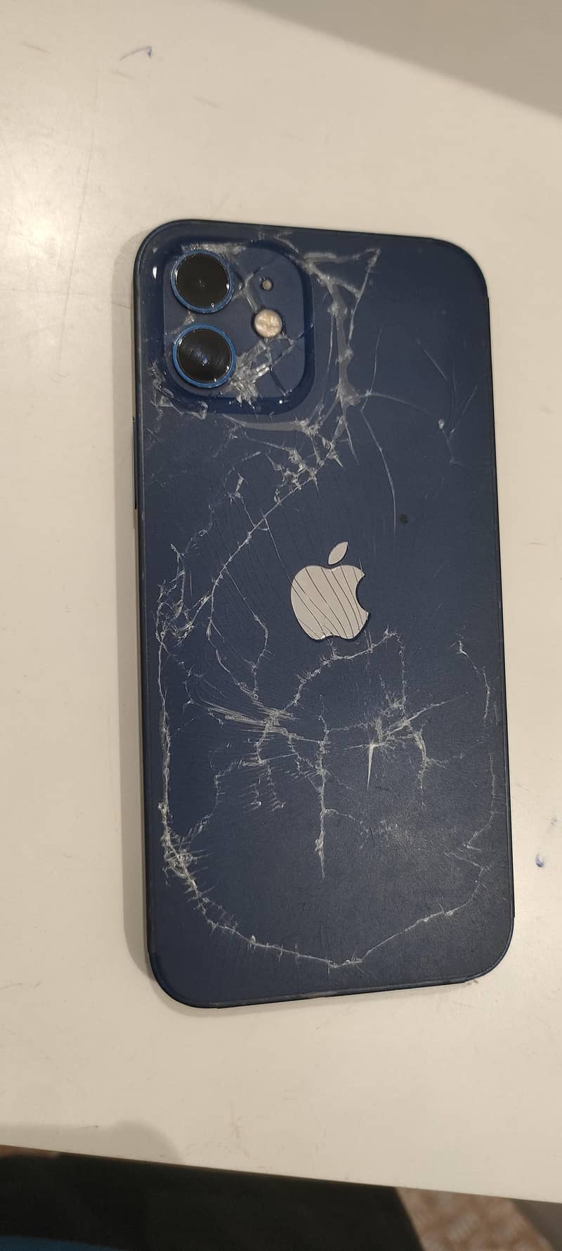 Apple iPhone 12 6