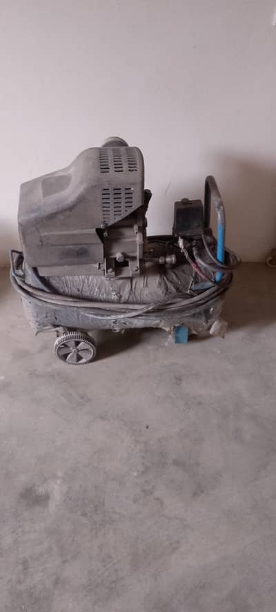 Used Air Compressor – 1 Year Used – Good Condition