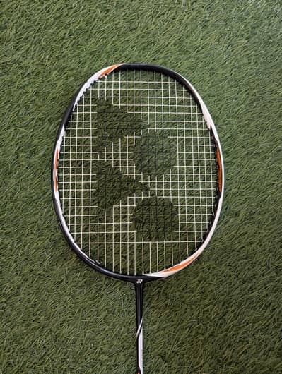 yonex duora z strike badminton racket
