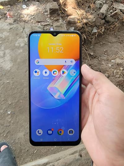 Vivo Y51s 8/128 Back ruf Rate kam nai hona 16500 final ha