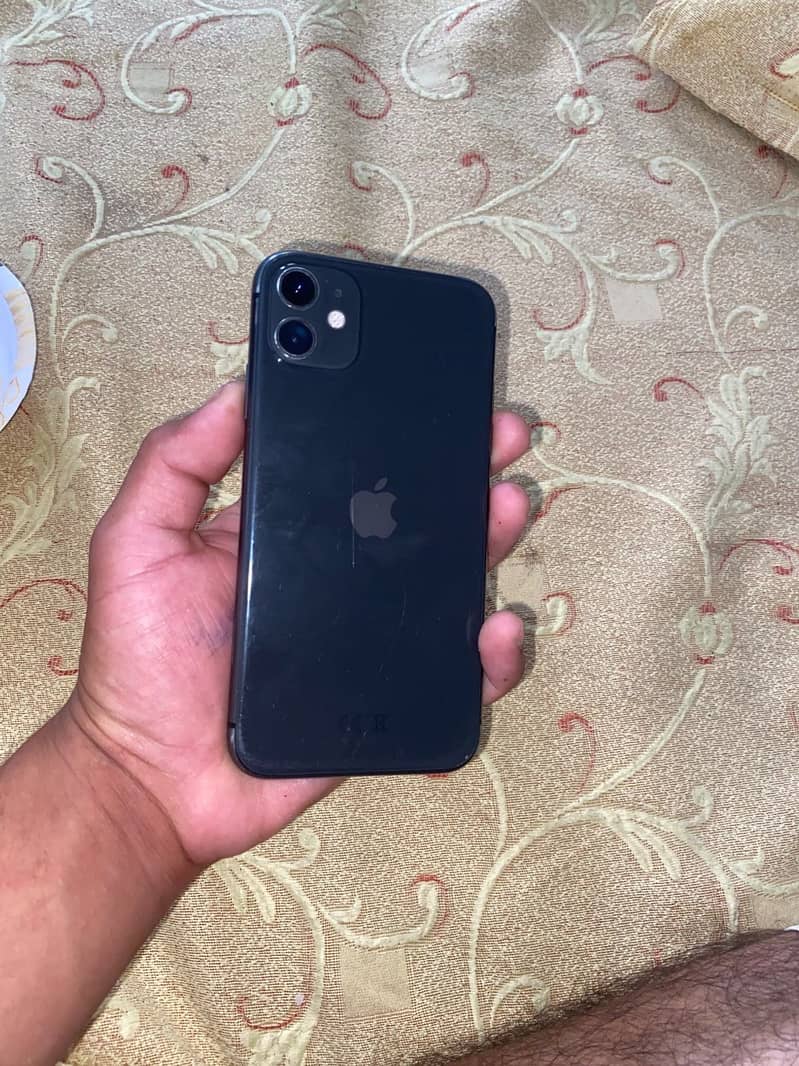 Apple iPhone 11 3