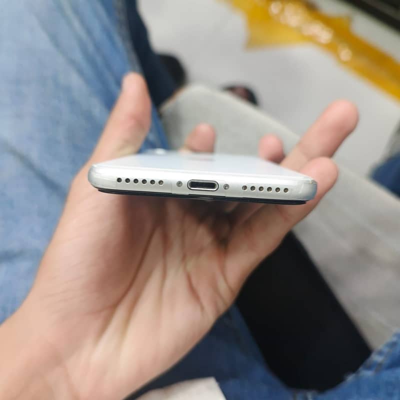 Apple iPhone SE 4