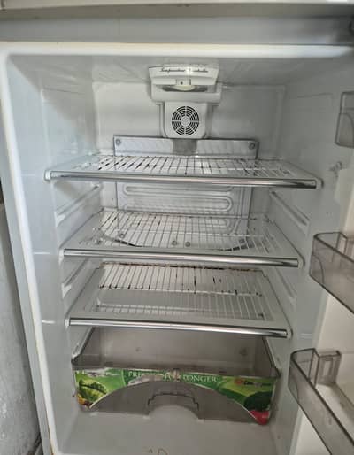 Refregreator for Sale=0-3-4-6-8-6-2-0-0-0-7-